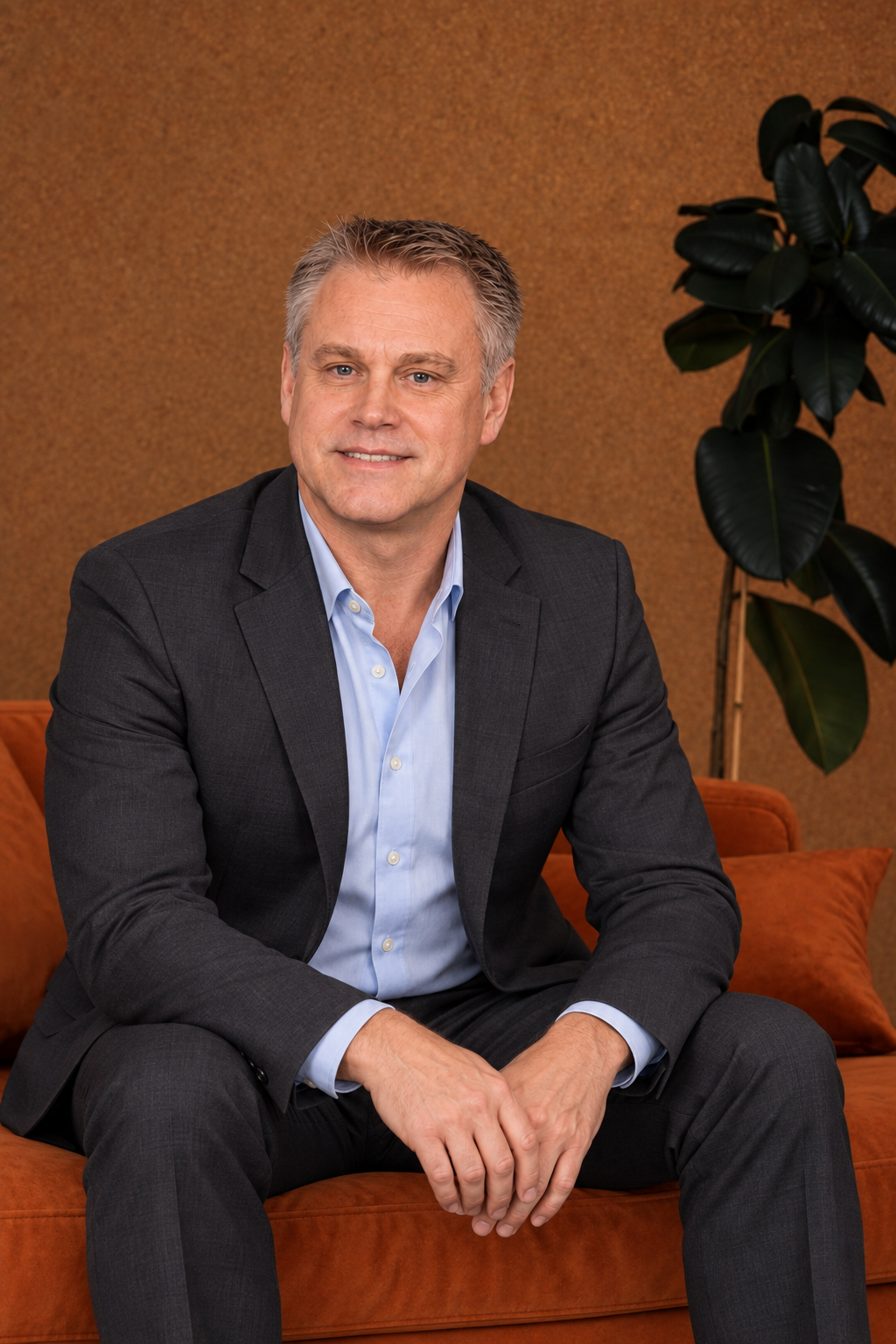 Frank Nieuwenhuizen, Director